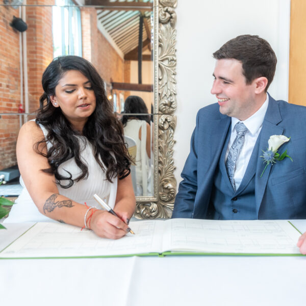 wedding photography services nottingham